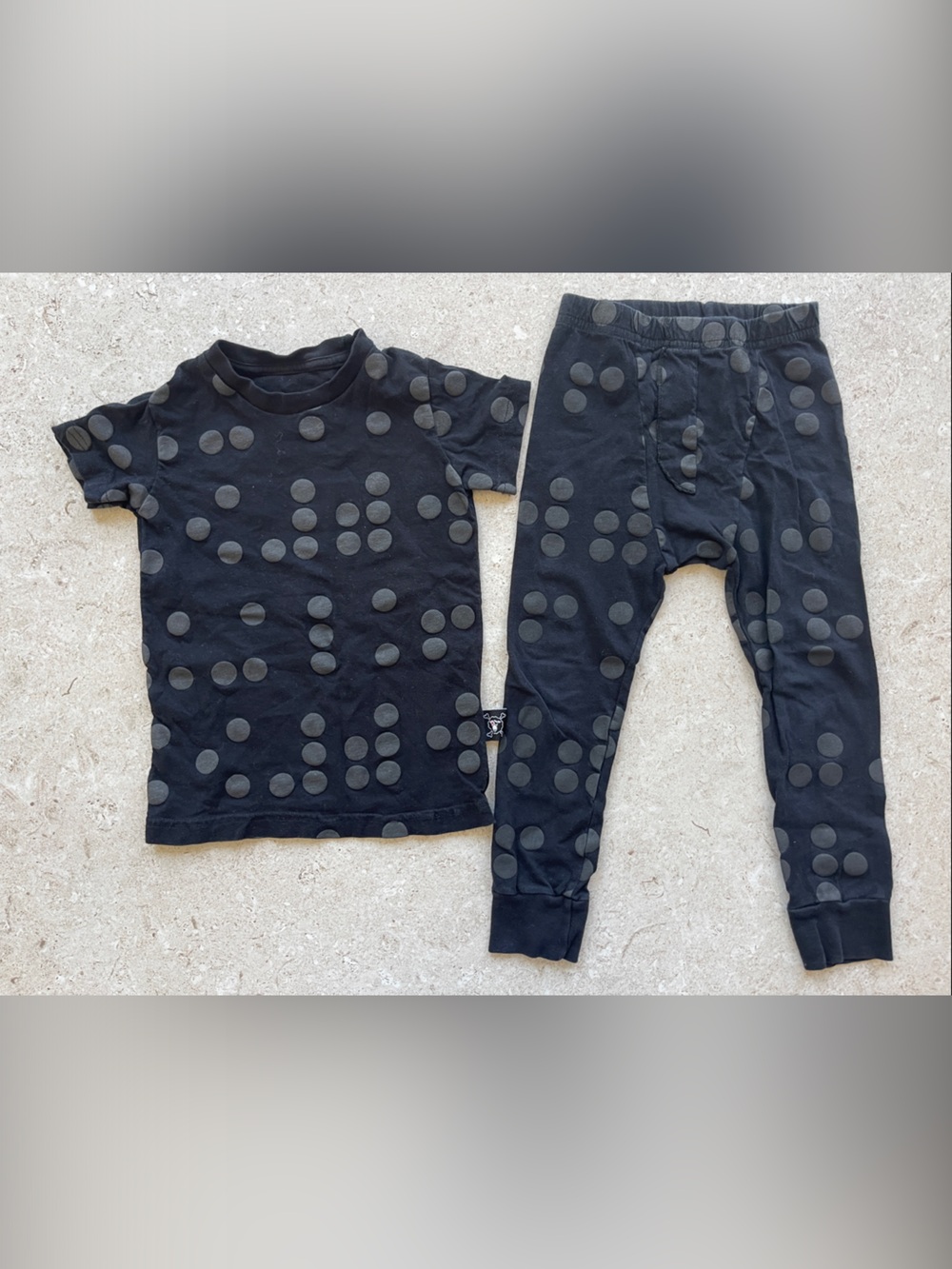 nununu Black Polka Dot Short Sleeve Top & Jogger Pants